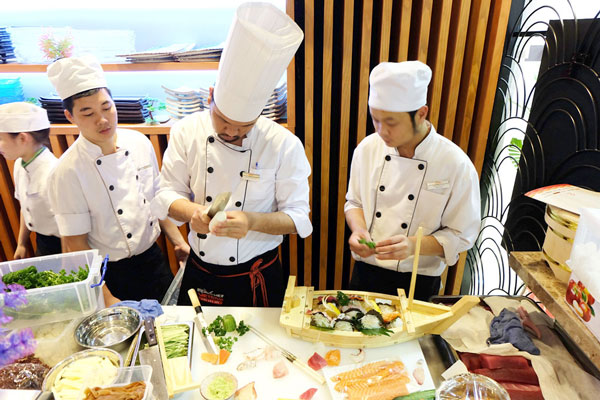 Học viện ẩm thực Tsuji xếp hạng top 3 đào tạo trên thế giới