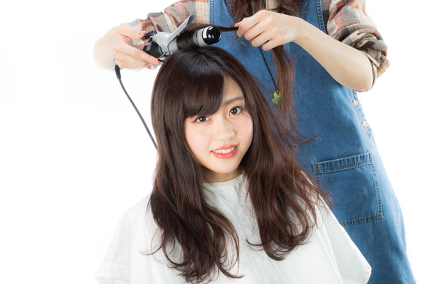 Làm tóc ở Nhật có thể lên tới 4 triệu đồng nếu làm nhiều dịch vụ