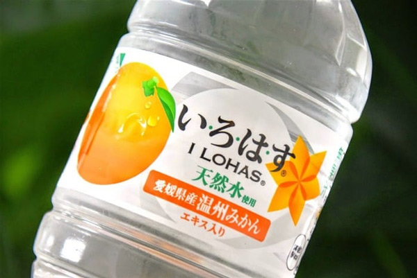 Nước có hương vị và vị trái cây cũng rất được yêu thích tại Nhật Bản