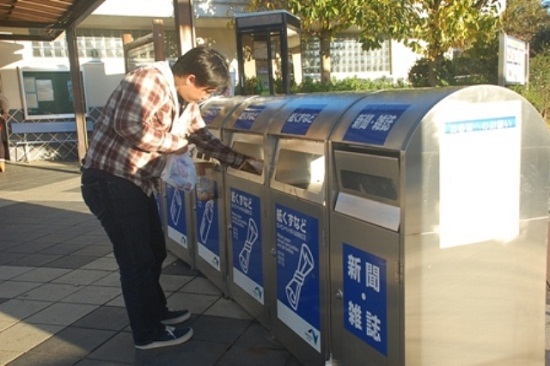 Rất nhiều du học sinh sau khi sang Nhật cảm thấy bối rối trong việc phân loại rác