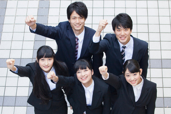 Ở Nhật phân biệt rõ 2 hình thức giữa xin việc và chuyển việc