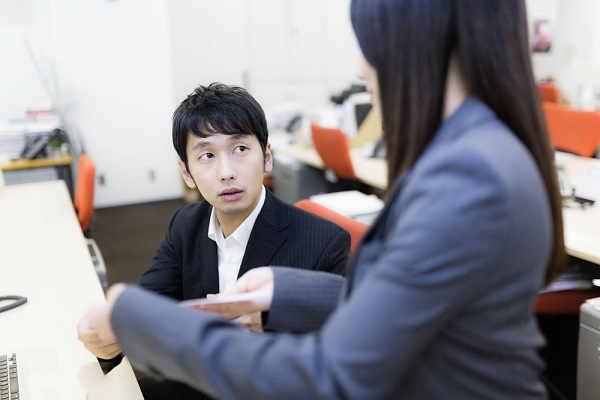 Ở Nhật, bạn phải thông báo với cấp trên trước nếu có ý định thôi việc